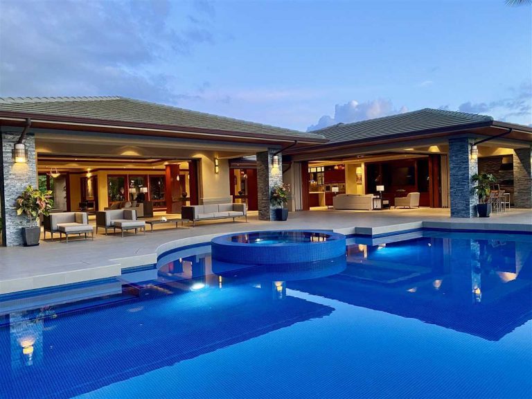 Luxury Home in Makena